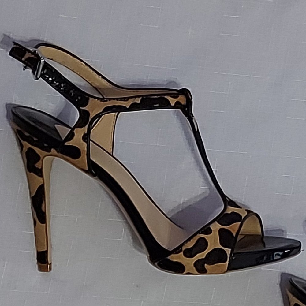 Gianni Bini Karina Tstrap dress sandal pump heel calf 7.5 *NEW WITHOUT BOX NWOB*